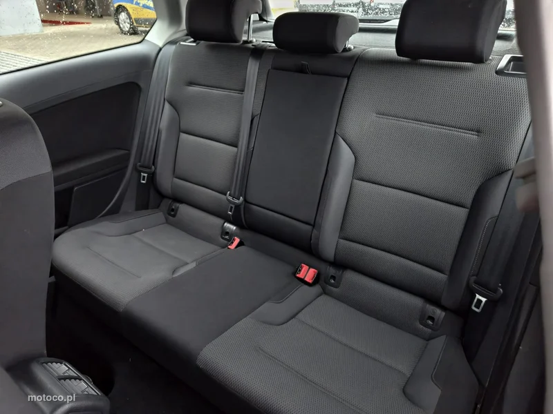 Volkswagen Golf VII 16