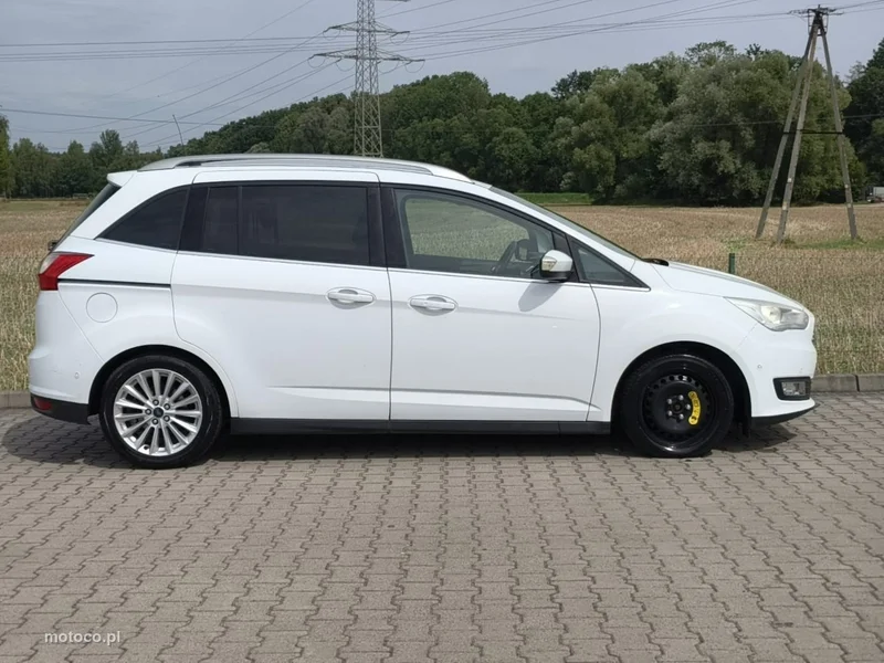 Ford Grand C-Max 8