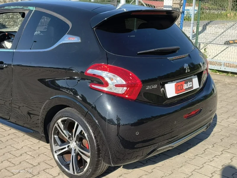 Peugeot 208 30