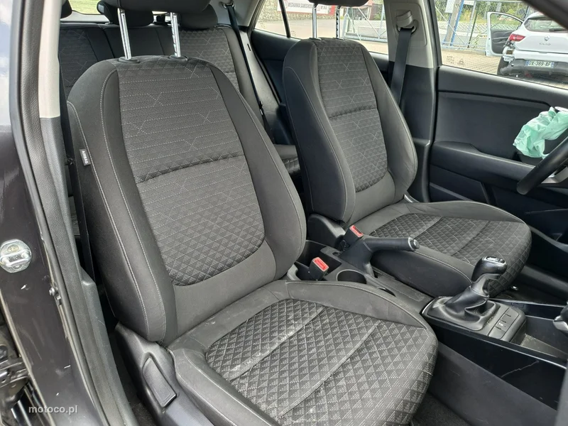 Kia Rio 15