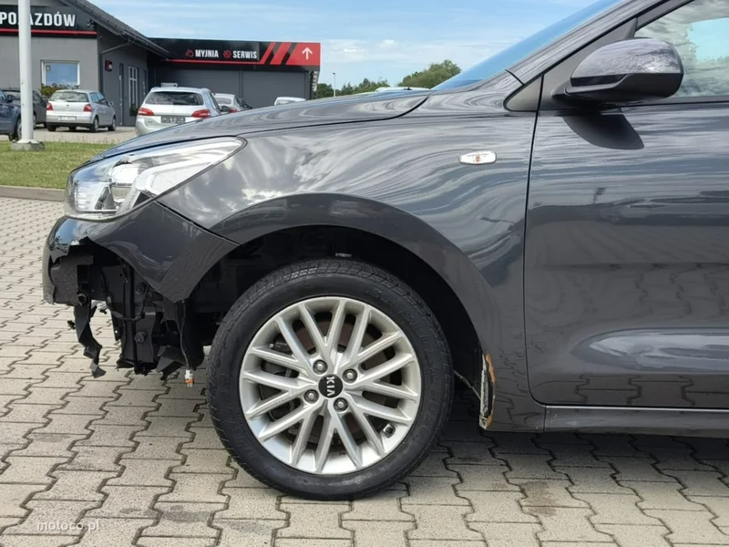 Kia Rio 27