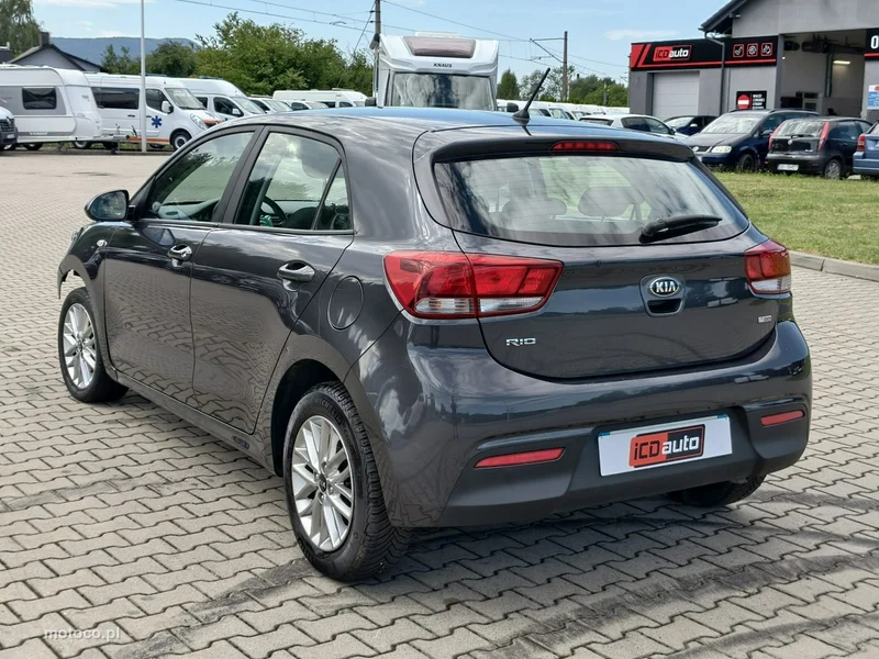 Kia Rio 5