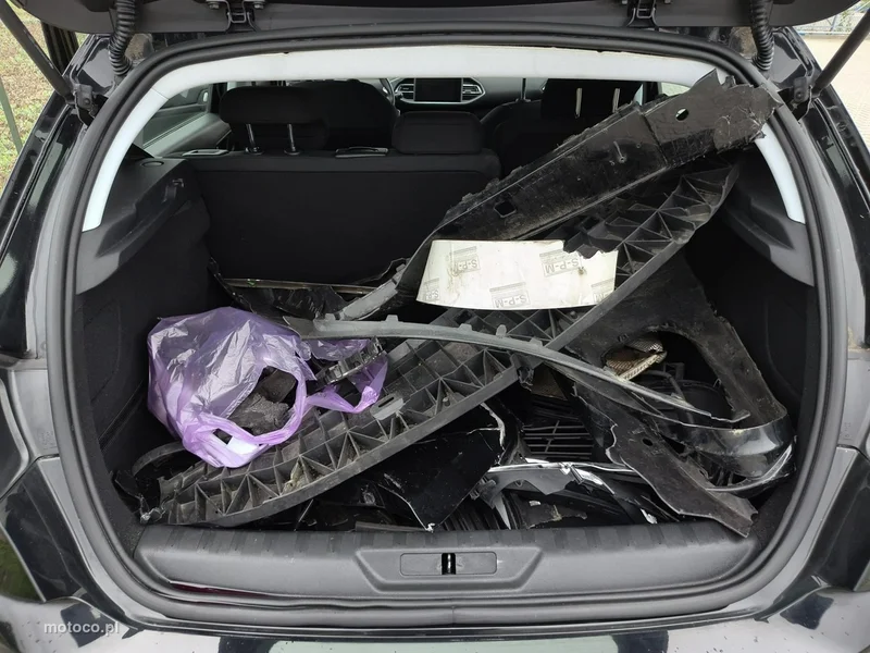 Peugeot 308 19