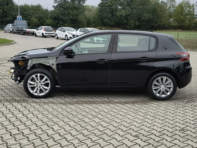 Peugeot 308 4