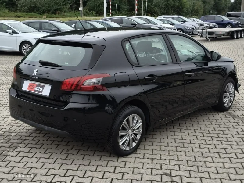 Peugeot 308 7
