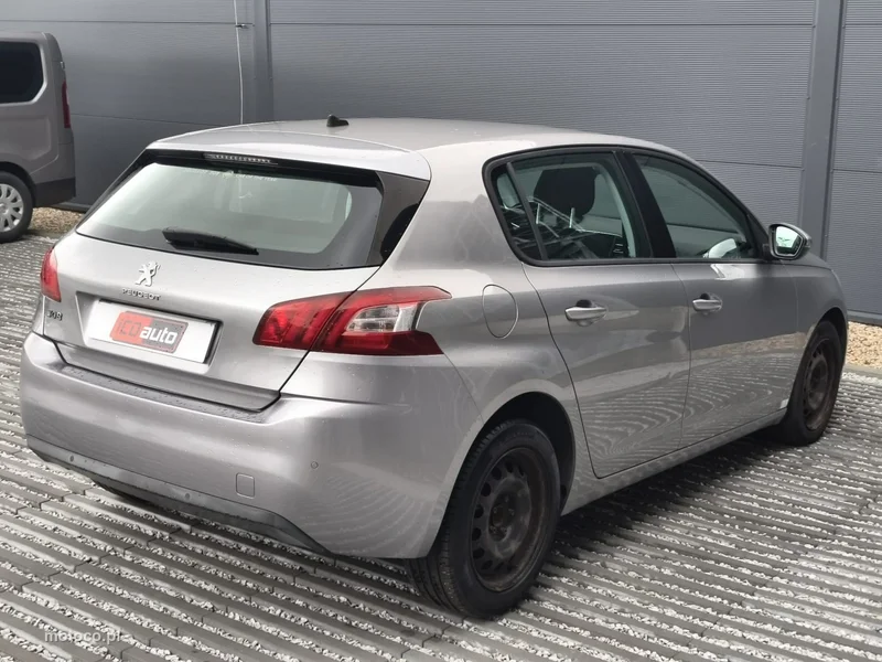 Peugeot 308 7