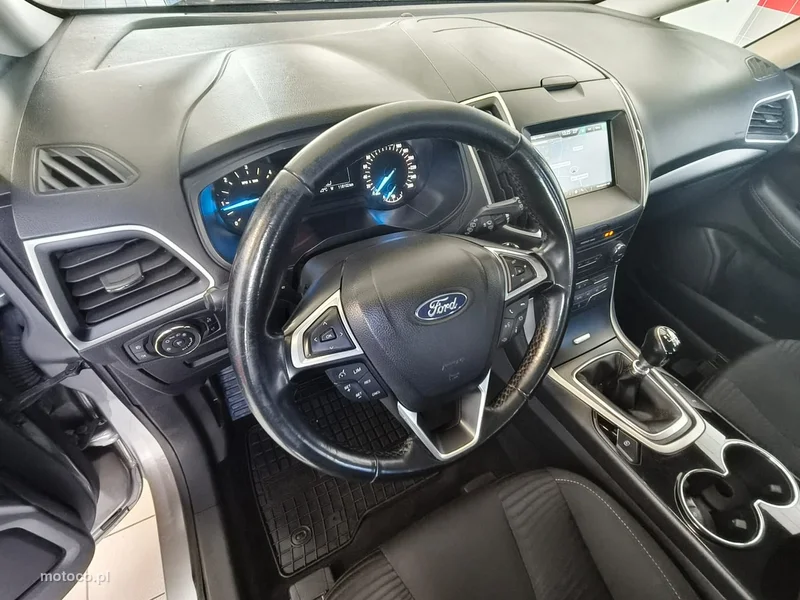 Ford S-Max II 13