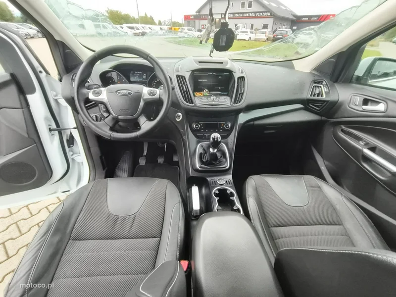 Ford Kuga II 12