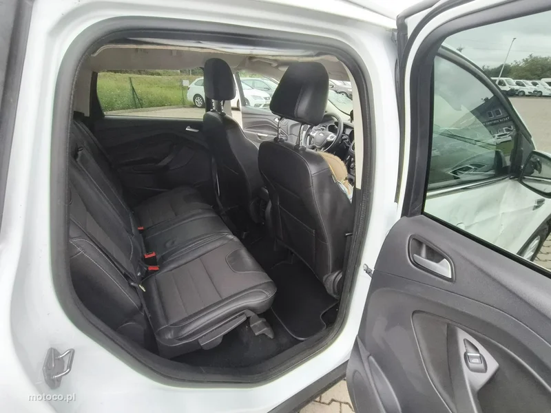 Ford Kuga II 17