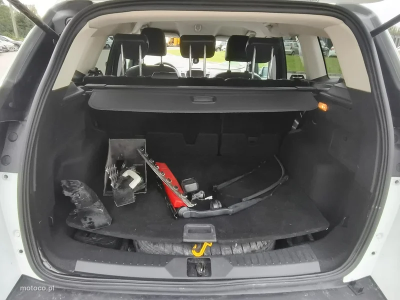 Ford Kuga II 18