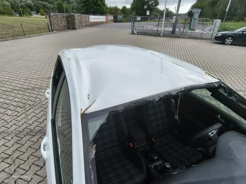 Volkswagen Golf VII 12