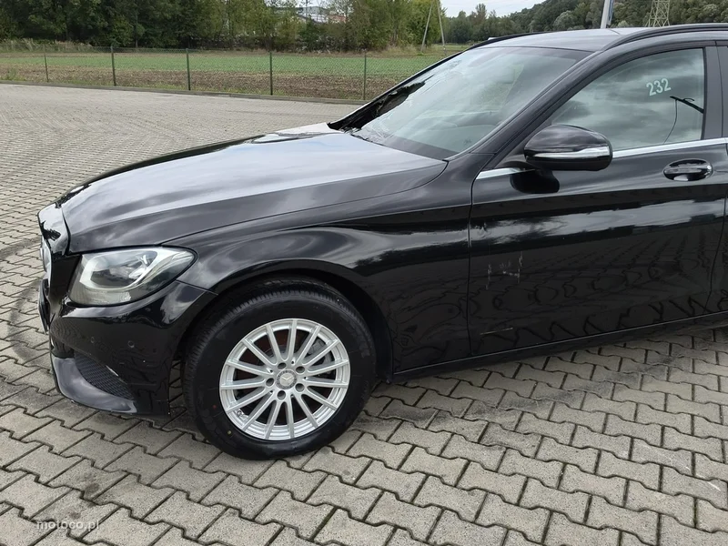 Mercedes-Benz Klasa C W205 C 200 24