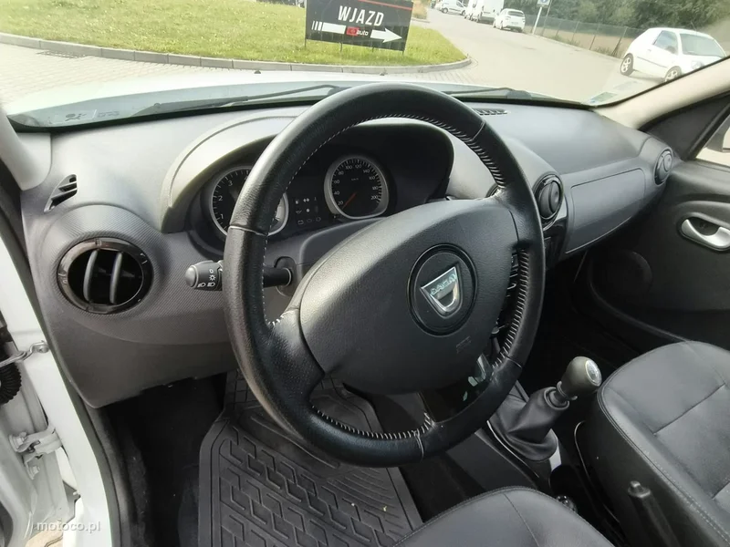 Dacia Duster 11