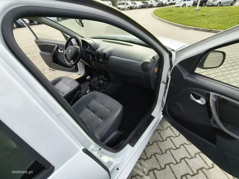 Dacia Duster 15