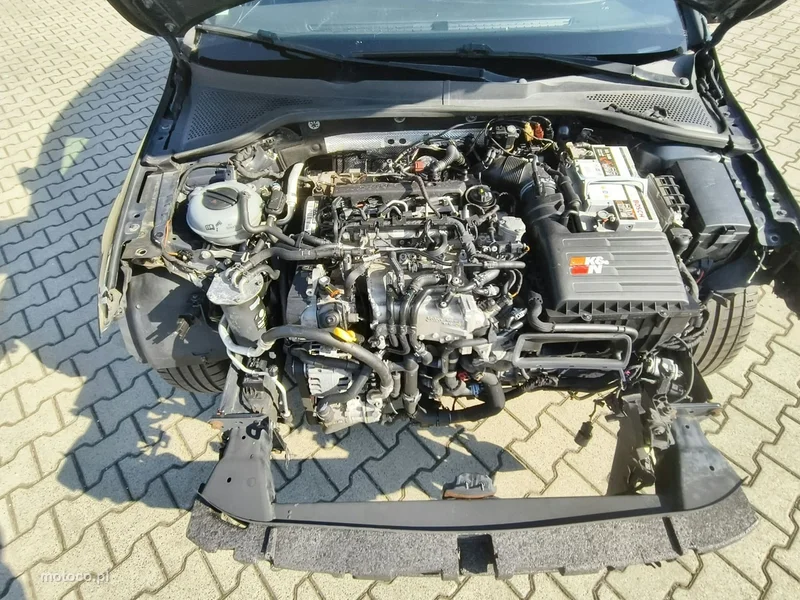 Volkswagen Golf VII 23