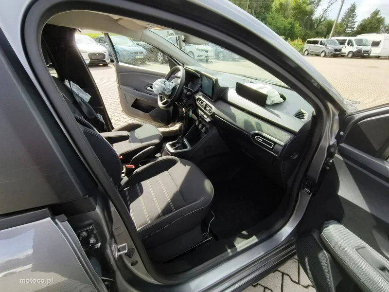 Dacia Jogger 13