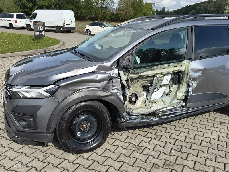 Dacia Jogger 18