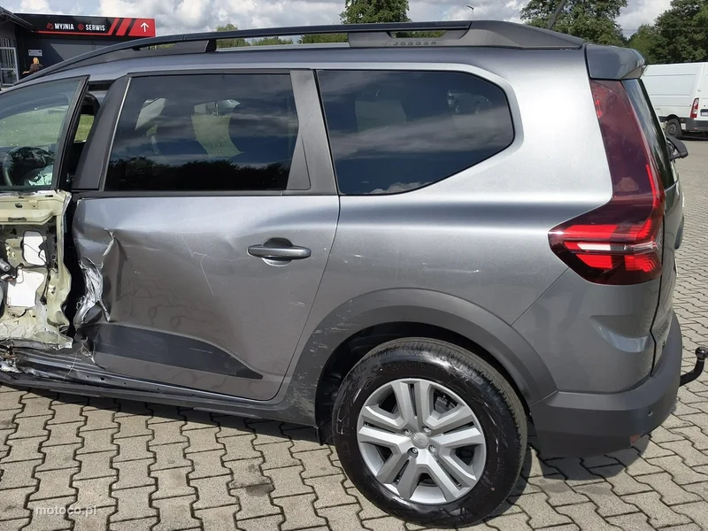 Dacia Jogger 19