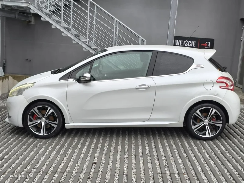 Peugeot 208 3