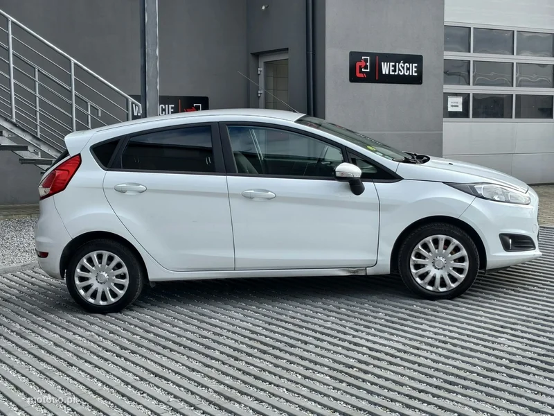 Ford Fiesta VI 8