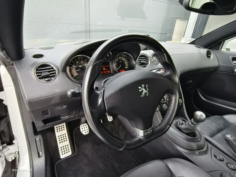 Peugeot RCZ 12