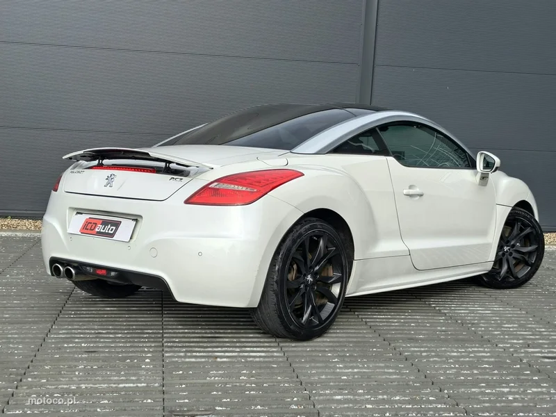 Peugeot RCZ 7