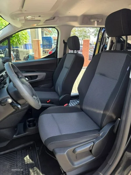 Toyota Proace City Verso 24