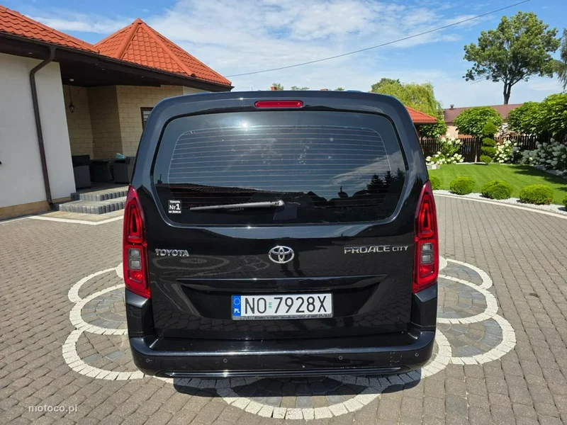 Toyota Proace City Verso 6