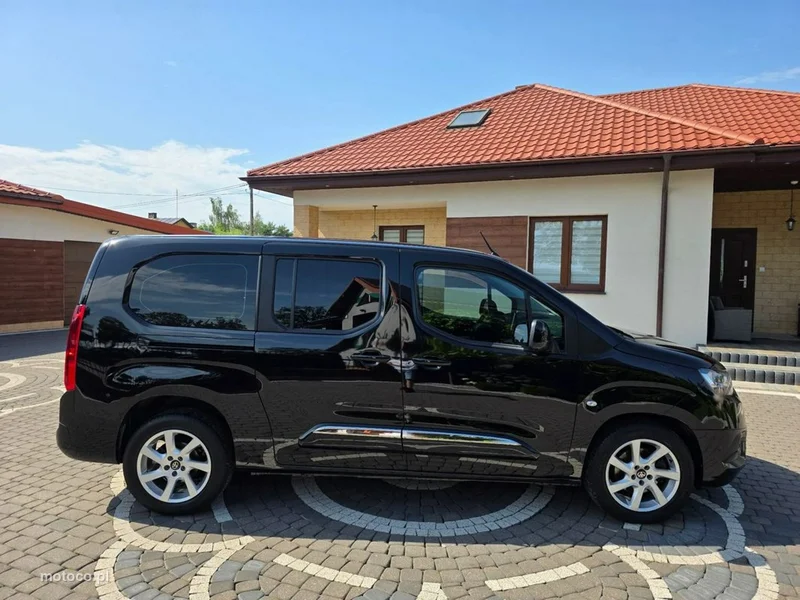 Toyota Proace City Verso 8