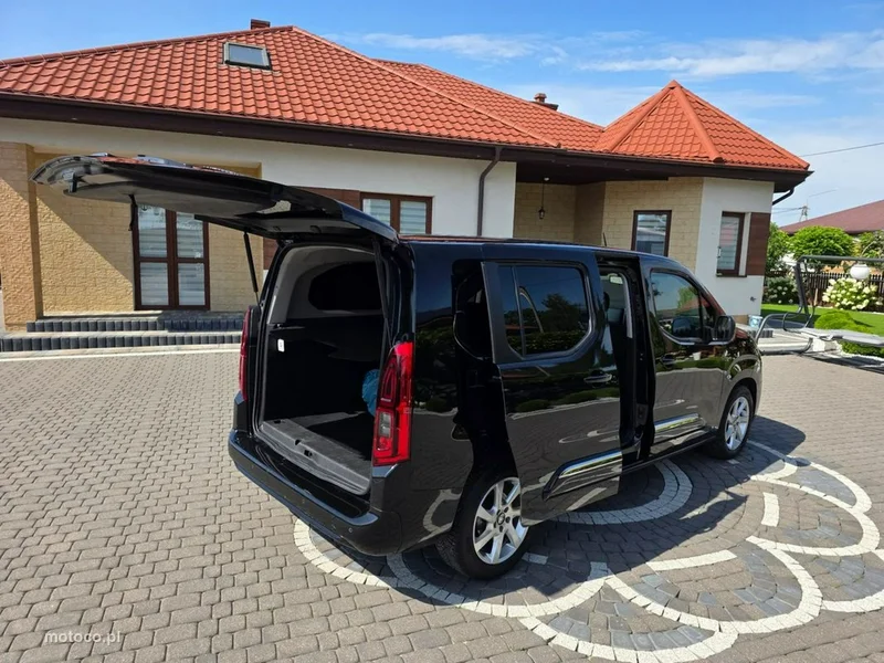Toyota Proace City Verso 10