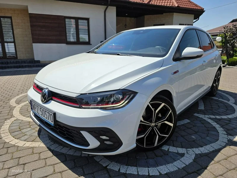 Volkswagen Polo VI AW 2