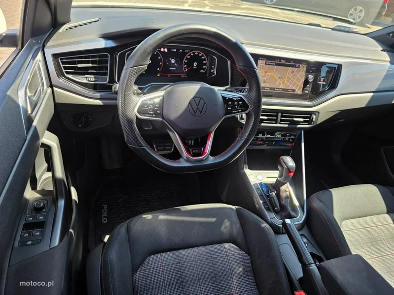 Volkswagen Polo VI AW 17