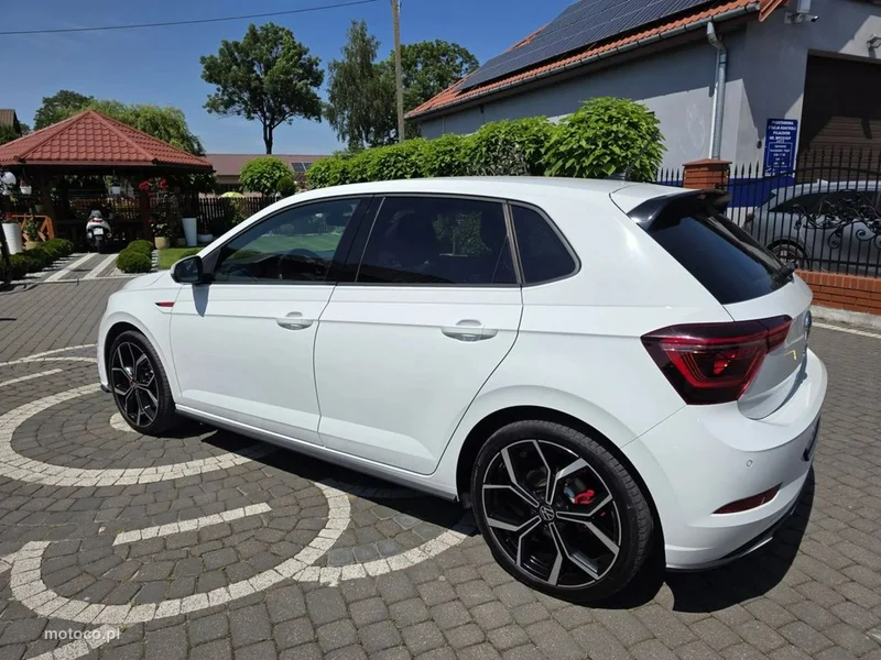 Volkswagen Polo VI AW 4
