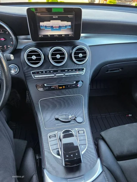 Mercedes-Benz GLC X253 220 23