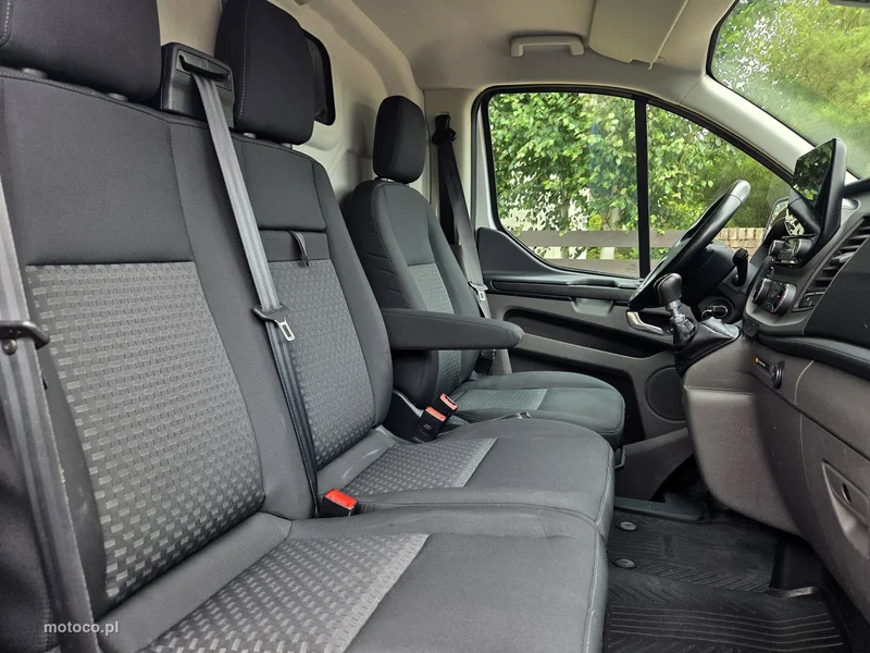 Ford Transit Custom 7
