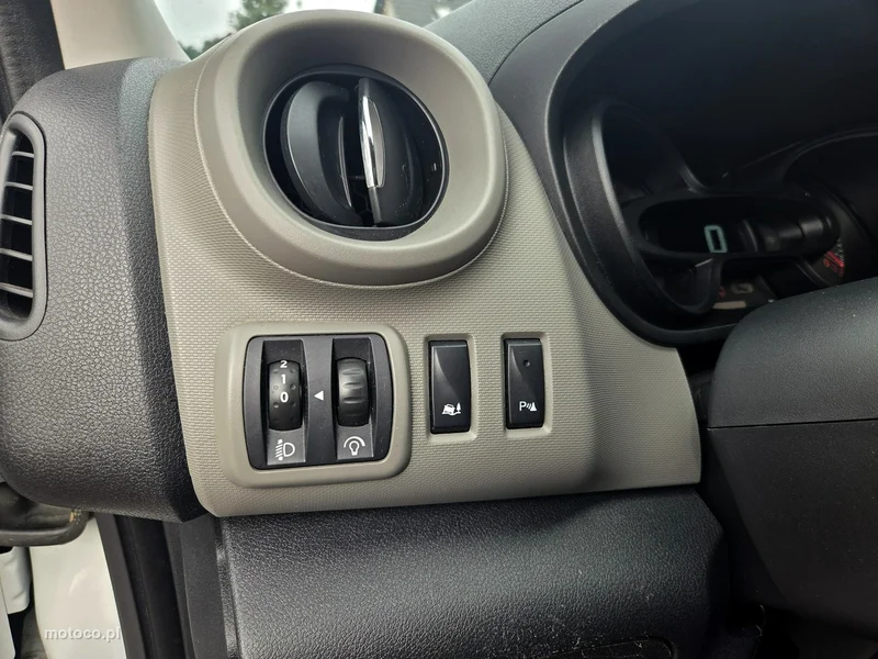 Renault Trafic 15