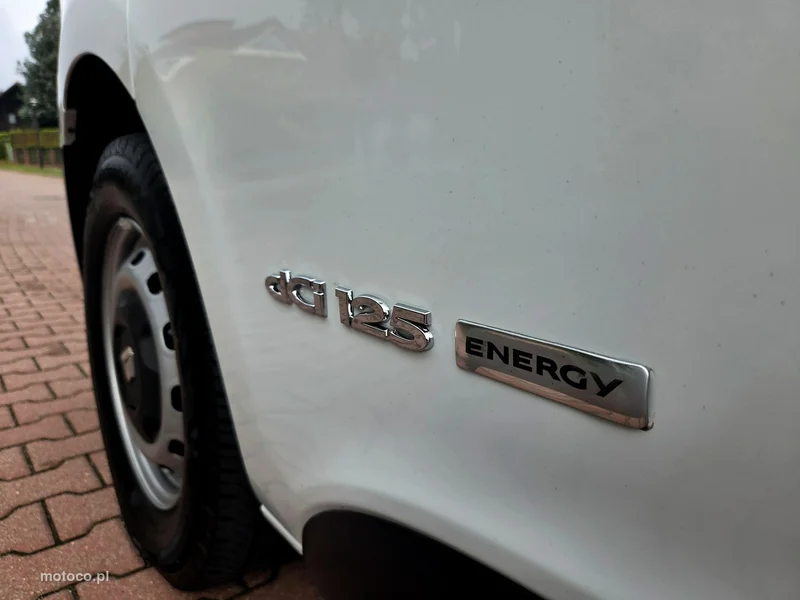 Renault Trafic 16