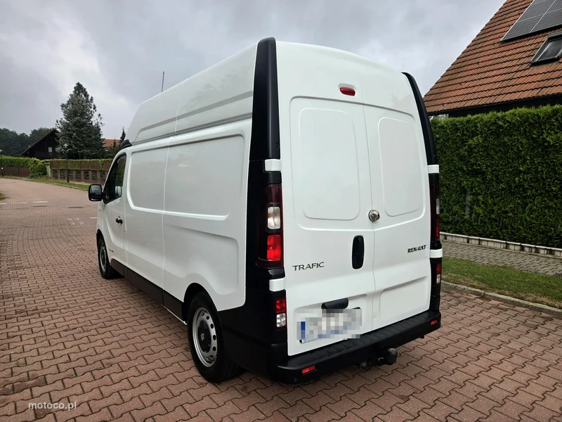 Renault Trafic 4