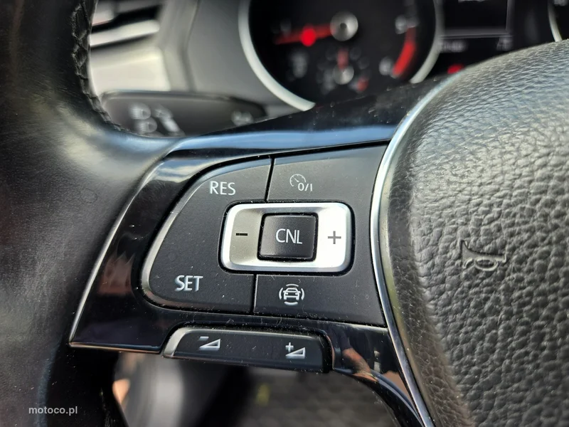 Volkswagen Passat Variant B8 18