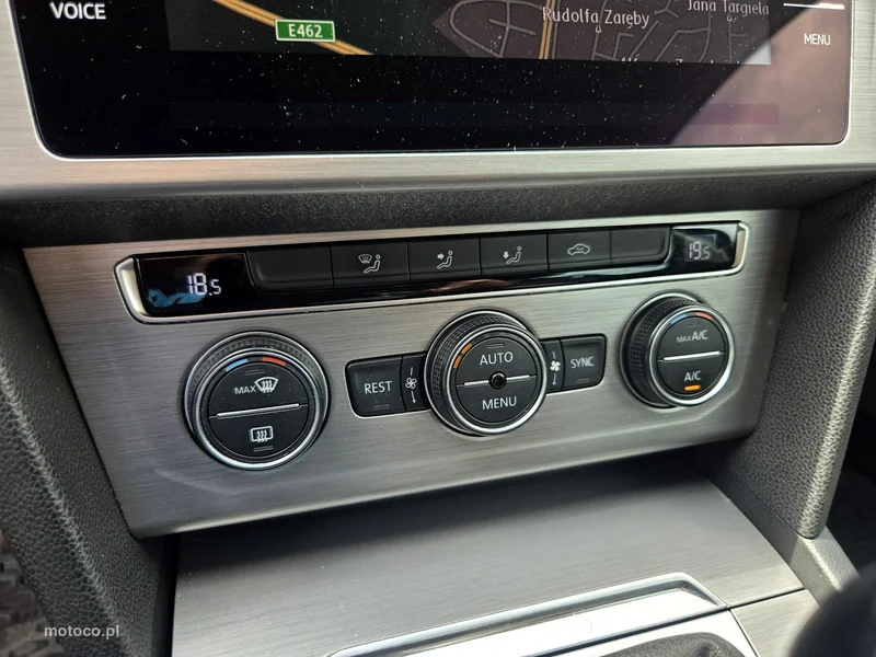 Volkswagen Passat Variant B8 20