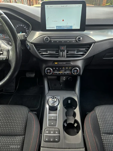 Ford Focus IV 26