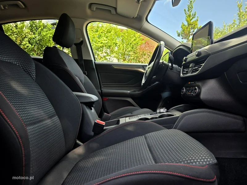 Ford Focus IV 5