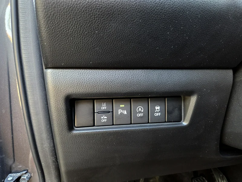 Suzuki Swift 16