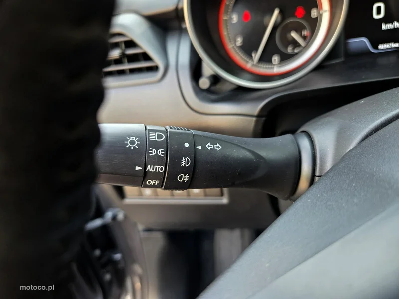 Suzuki Swift 18