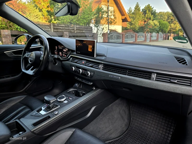 Audi A4 B9 6
