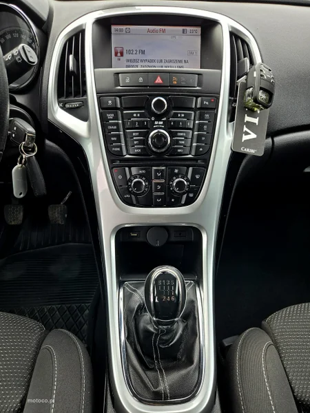 Opel Astra J 20