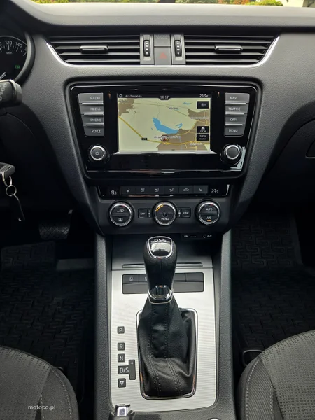 Skoda Octavia III 19