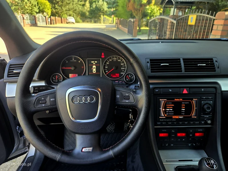Audi A4 B7 14