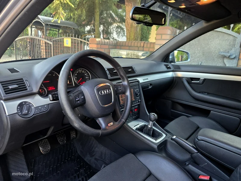 Audi A4 B7 9