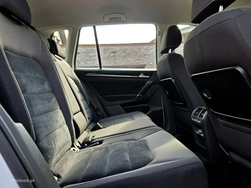 Volkswagen Golf Sportsvan VII 11